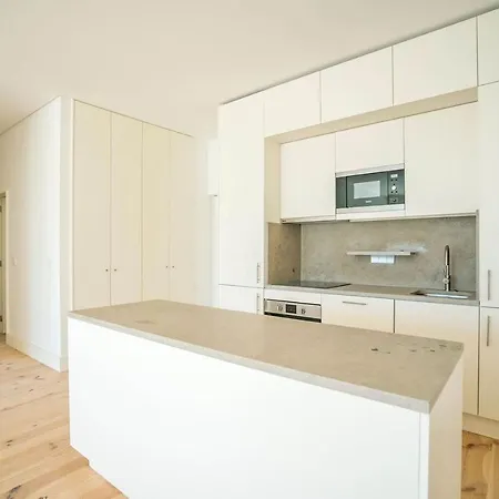 Modern Apartement River View